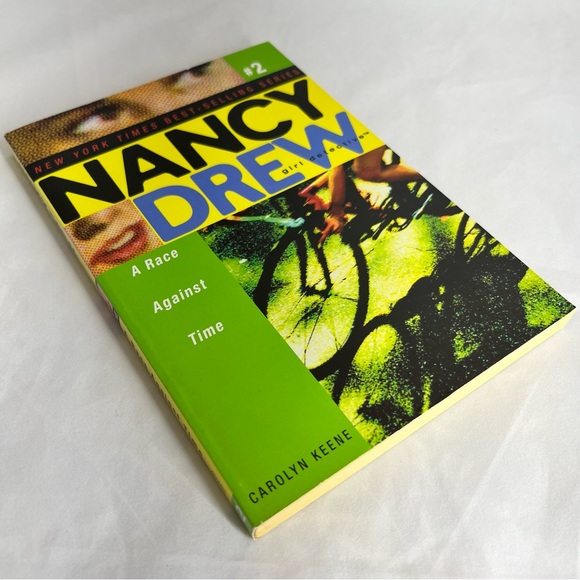 A Race Against Time ~ Nancy Drew Girl Detective Series Book 2, By Carolyn Keene - Picture 4 of 9